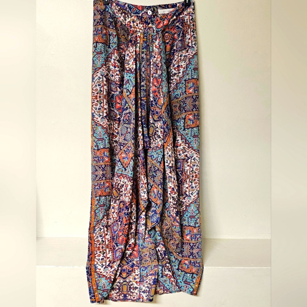 Olivaceous High-Low Skirt with Vibrant Patterns